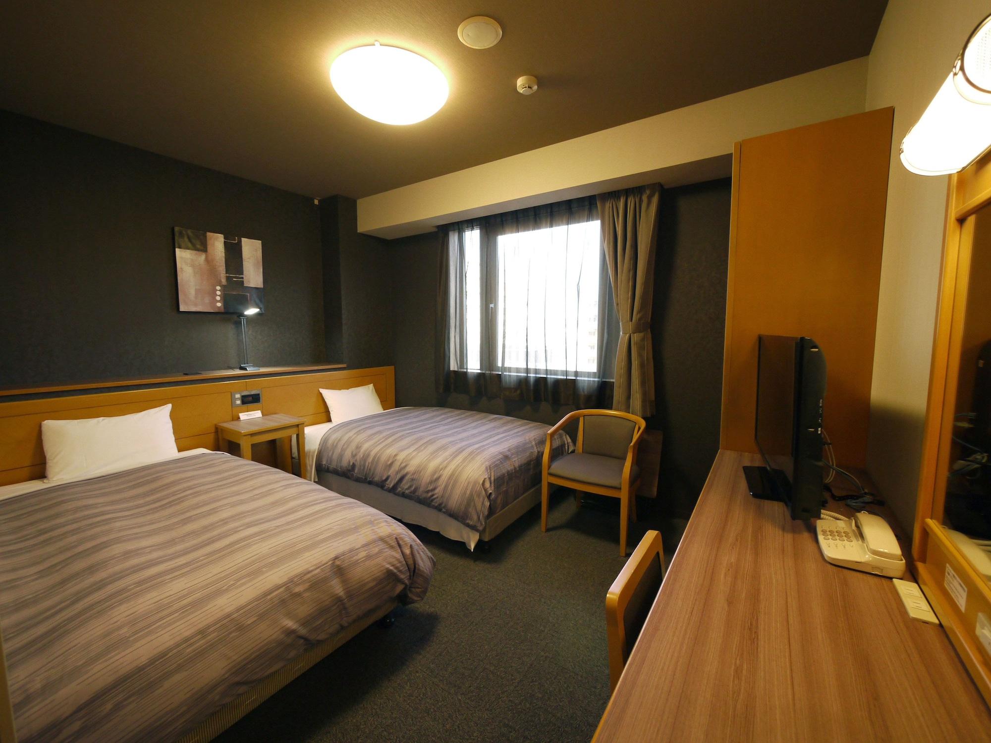 Hotel Route-Inn Sapporo Kitayojo Екстериор снимка