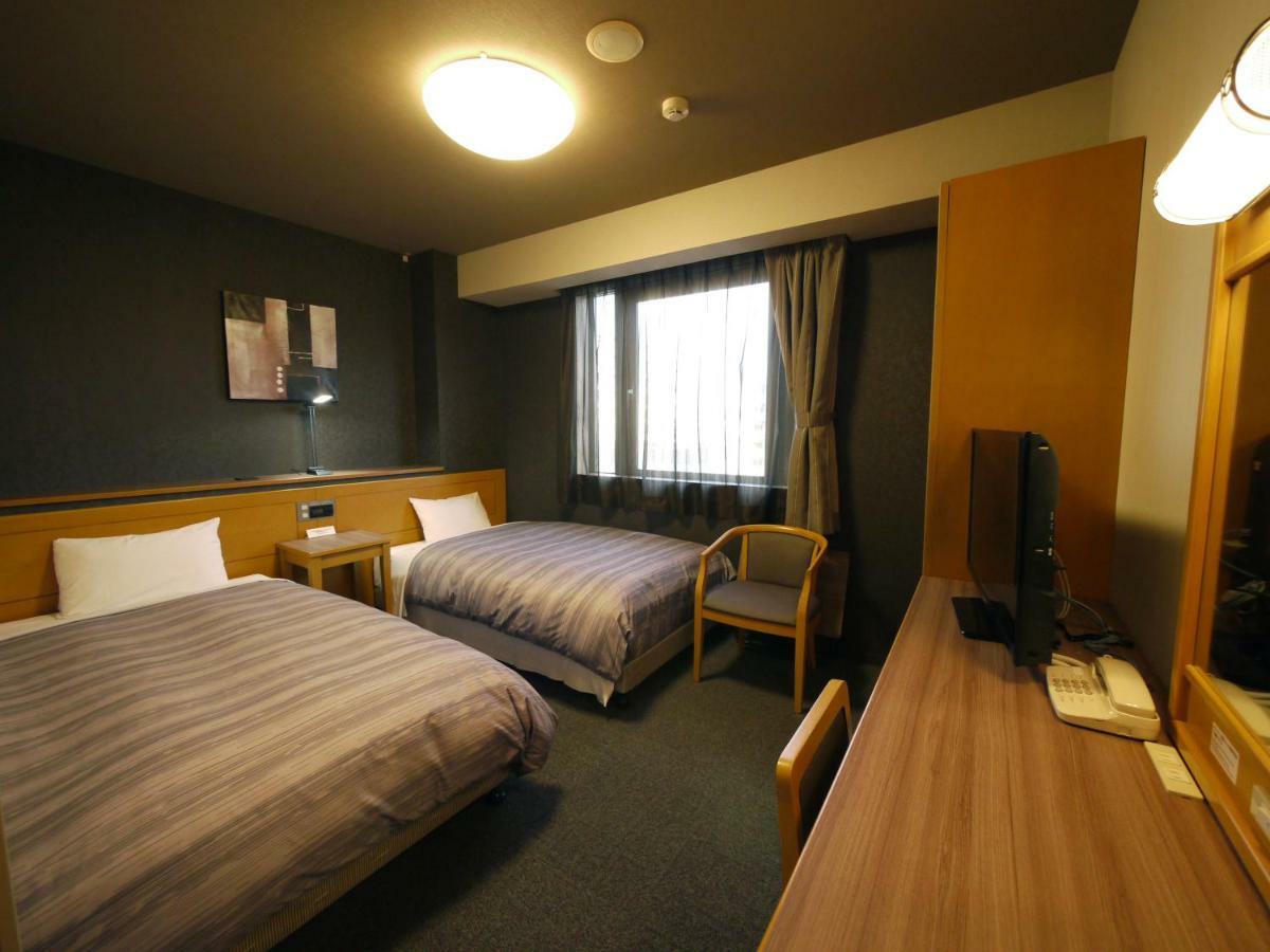 Hotel Route-Inn Sapporo Kitayojo Екстериор снимка