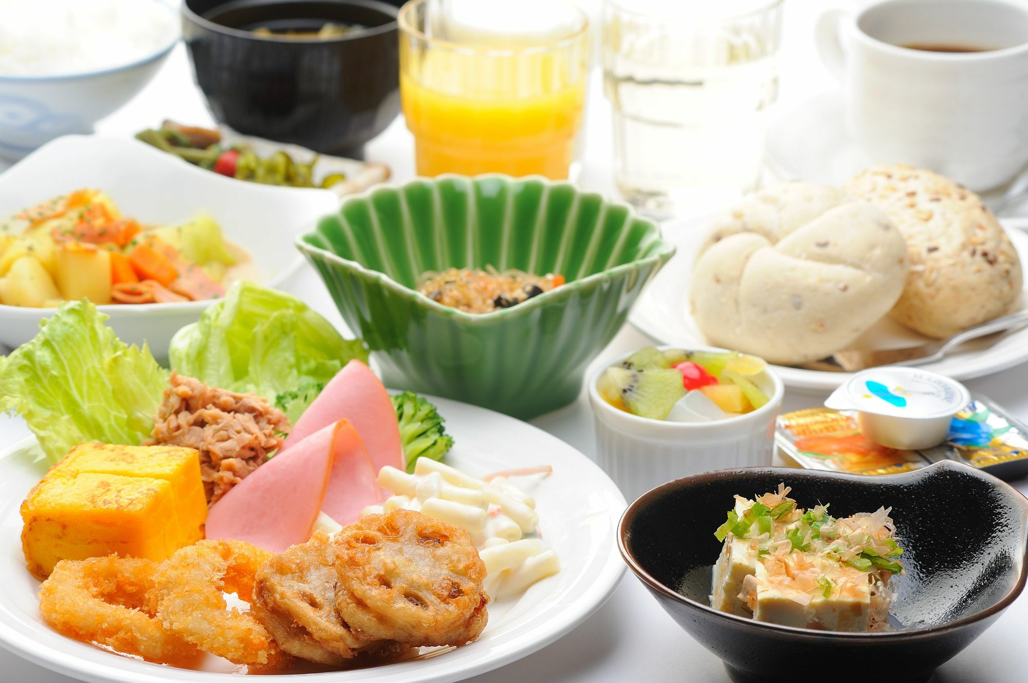 Hotel Route-Inn Sapporo Kitayojo Екстериор снимка